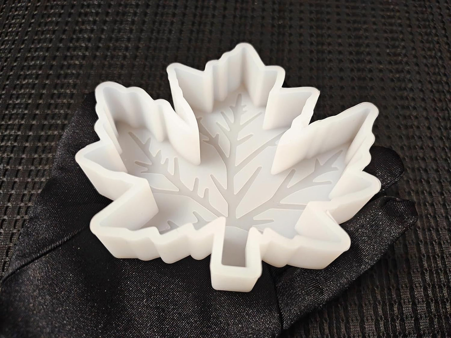 【300+ Design Optional】 Fuehbur Maple Leaf Freshie-Mold, Leaf with Flowers Pattern Silicone Mould for Car-Freshies Baking Aroma Beads - DIY Handmade Resin Mold
