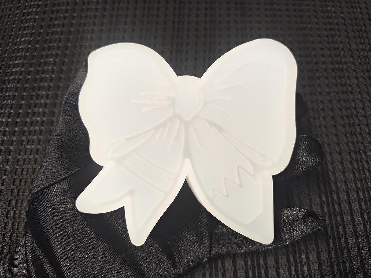 【300+ Design Optional】 Fuehbur Bow with Pencil Freshie-Mold, Bow with Pen Pattern Silicone Mould for Car-Freshies Baking Aroma Beads - DIY Handmade Resin Mold