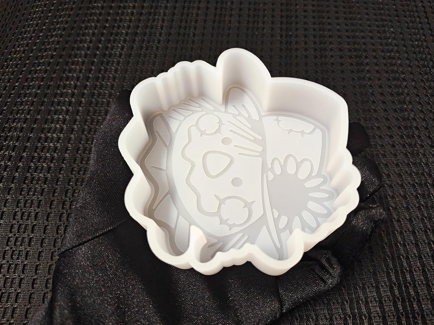 【300+ Design Optional】 Fuehbur Scarecrow Shape Freshie-Mold, Harvest Doll Silicone Mould for Car-Freshies Baking Aroma Beads - DIY Handmade Resin Mold